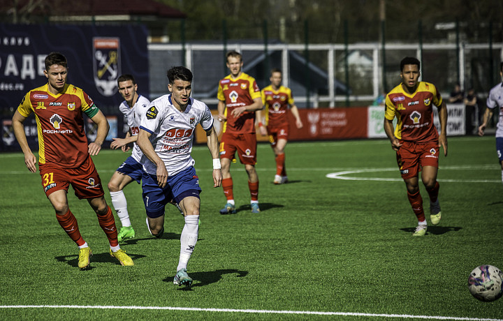 Матч тульского «Арсенала» с «Ленинградцем» на выезде закончился ничьей