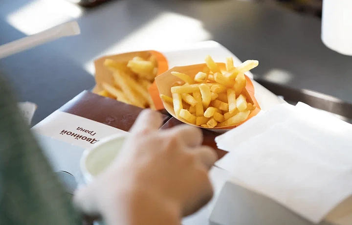 Из меню некоторых ресторанов «Вкусно – и точка» уберут картофель фри