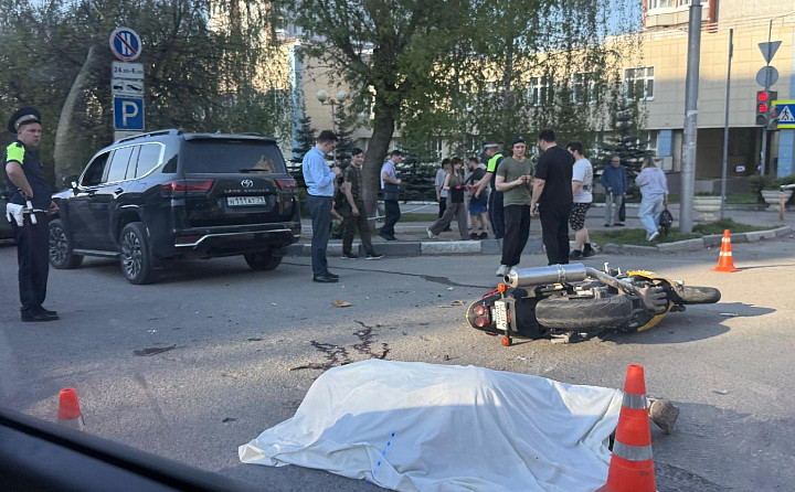 На улице Фрунзе в Туле насмерть сбили мотоциклиста