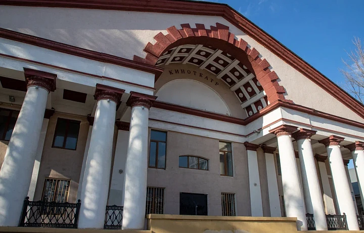 Поэтический квартирник и лекции о тульских меценатах: куда сходить на выходных 17 и 18 января