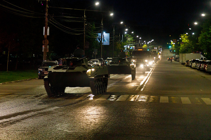 Фоторепортаж: в Туле прошла вторая репетиция Парада Победы