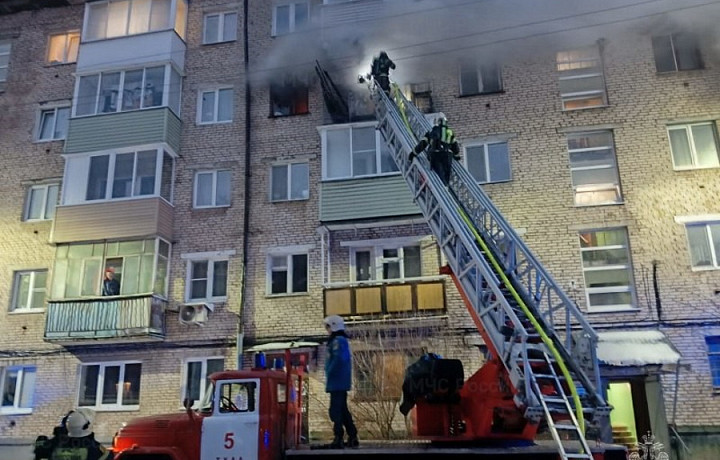 Стали известны подробности утреннего пожара на улице Оборонной в Туле