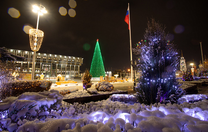 Программа на новогоднюю ночь на площади Ленина в Туле