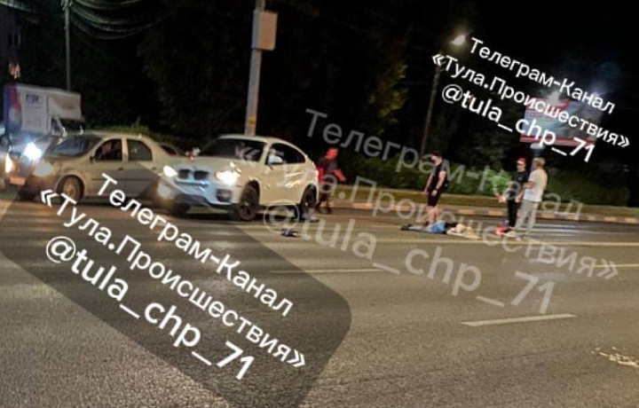 Ночью в Туле иномарка сбила пешехода на Зеленстрое
