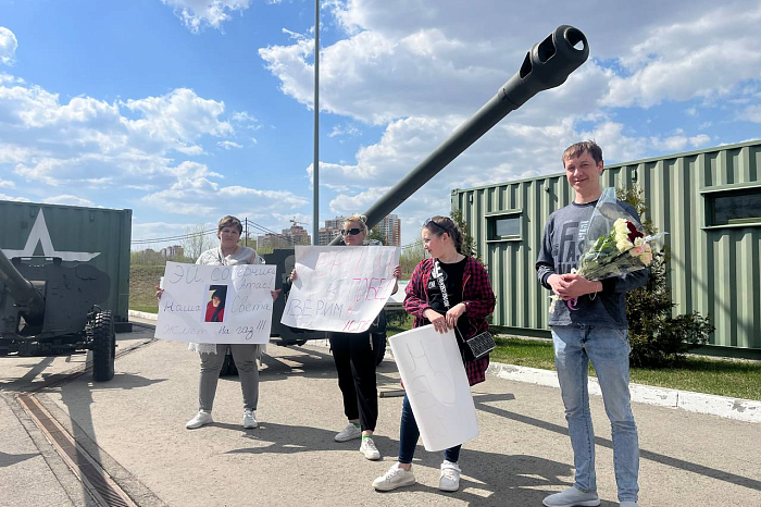 В парке «Патриот-Тула» среди 24 участников определяют лучшего водителя такси в регионе