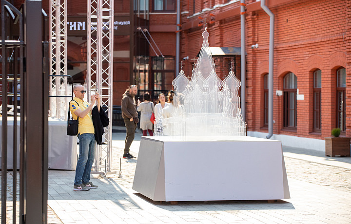 Народные приметы 9 сентября: почему нельзя долго стоять на пороге в день Пимена Великого