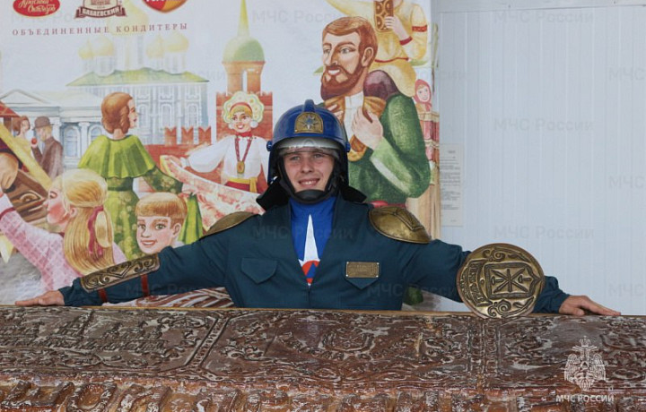 В Туле ко Дню города испекли огромный пряник