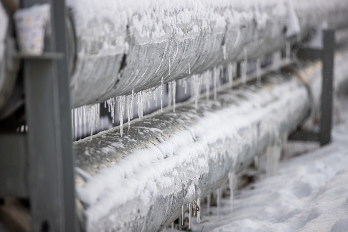 Тулу засыпало снегом: как в городе борются с последствиями стихии