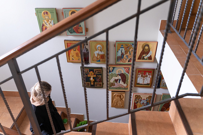 «А хочешь, я тебе расскажу про свои четыре жизни?»: как сейчас живут монахини и откуда в тульских Горелках появился приют, в котором спасают детей?