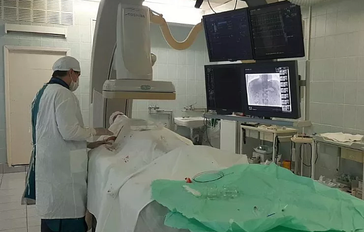 Федеральные эксперты поделились опытом с тульскими рентгенохирургами