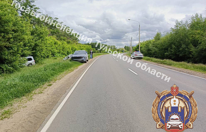 Водитель Haval пострадал при столкновении с автомобилем Toyota в Новомосковске