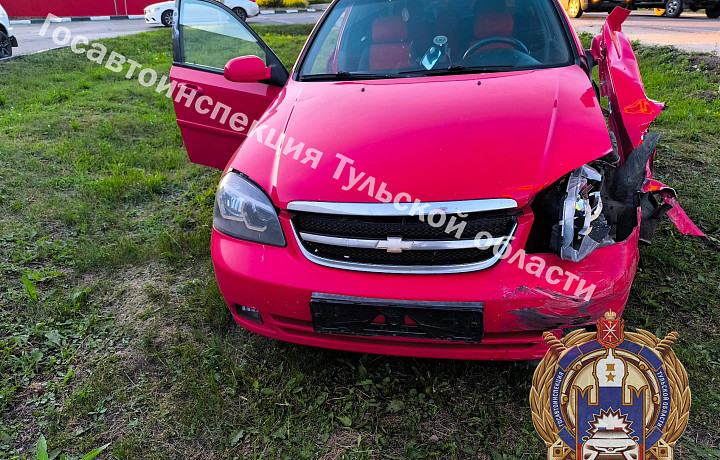 В Кимовском районе 52-летний водитель Lada пострадал в ДТП