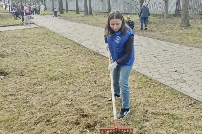 Депутаты Тульской городской Думы приняли участие в субботнике