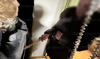 Изображая жертву: доярка из Тульской области зарезала мужа и делала вид, что он жив