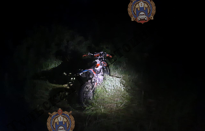 В Чернском районе мотоциклист без прав, вылетевший в кювет, попал в больницу