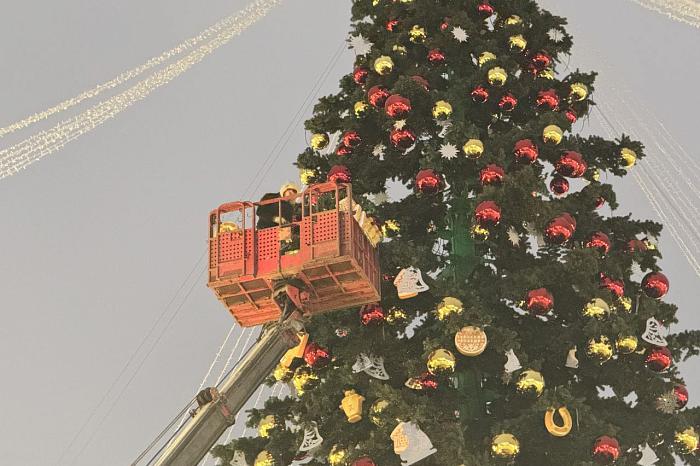 В Туле 1 декабря зажглась новогодняя иллюминация