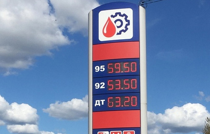 Жители Алексина жалуются на высокую стоимость бензина на некоторых заправках города