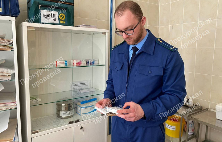 Медкабинет в школе Алексинского района не оснастили медоборудованием