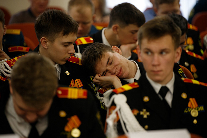 Глава тульского МЧС поздравил спасателей с Днем пожарной охраны