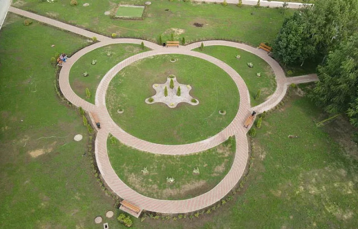 В Тульской областной клинической больнице открыли новый сквер