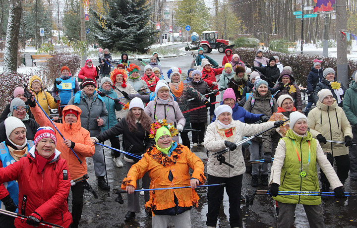Тульский клуб северной ходьбы «Улыбка» отметил шестилетие