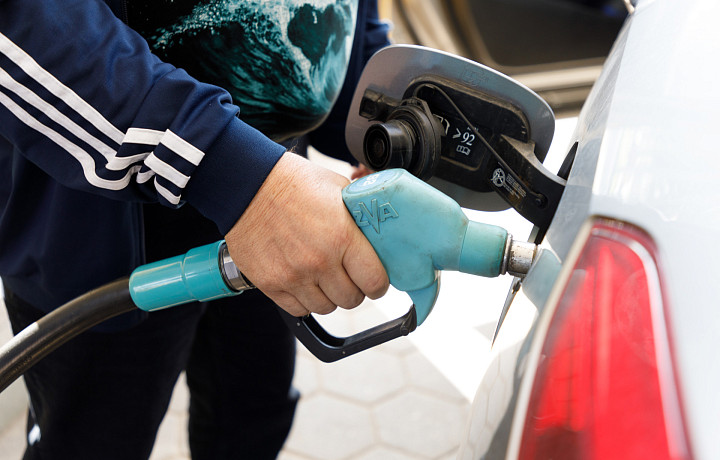 Туляки рассказали, сколько ежемесячно тратят на бензин