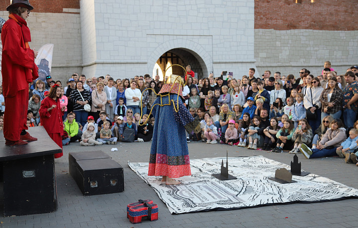 Белки, куклы, Пётр Первый: чем удивил туляков «Театральный дворик» в этом году