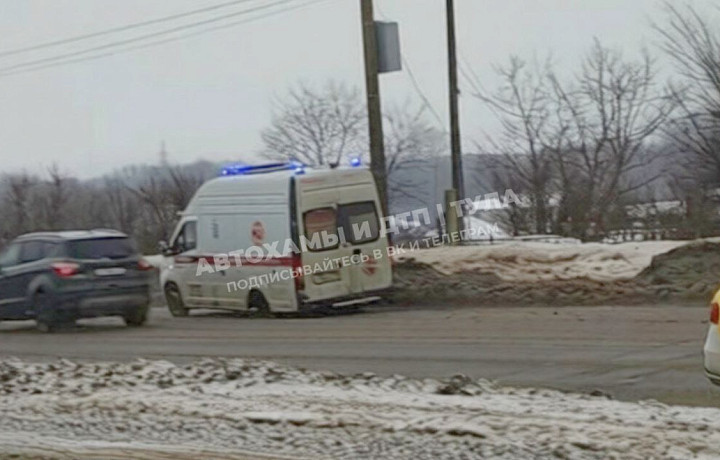 В Туле у скорой помощи на ходу отвалилось колесо