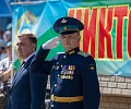 Алексей Дюмин поздравил тульских десантников с Днем ВДВ