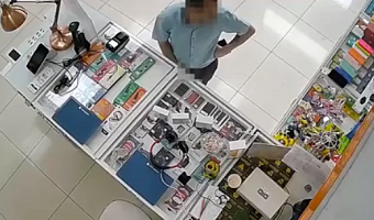 В Туле полиция установила личность мужчины, показавшего свой половой орган в магазине аксессуаров
