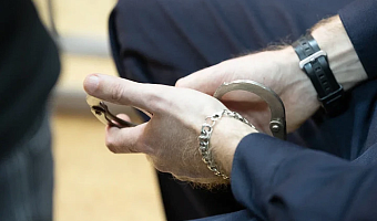 Узловчанин на два месяца заключен под стражу за попытку продажи крупной партии наркотика