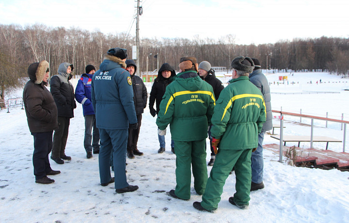 В Центральном парке Тулы провели совещание по вопросам организации Крещенских купаний