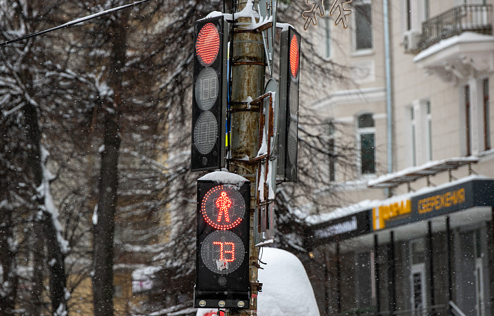 В Туле снова отключат светофор на перекрестке улиц Бондаренко и Хворостухина 9 февраля