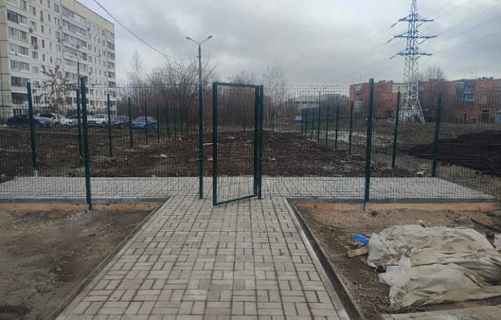 В Туле обустраивают площадки для выгула собак