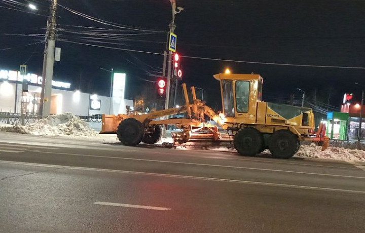За минувшие сутки с улиц Тулы вывезено 644 кубометра снега
