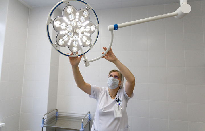 Хирурги Тульского онкоцентра выполнили более 8 000 операций в 2025 году