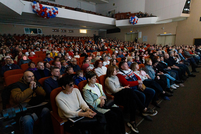 Звезды в Туле: открытие фестиваля военного кино – как это было