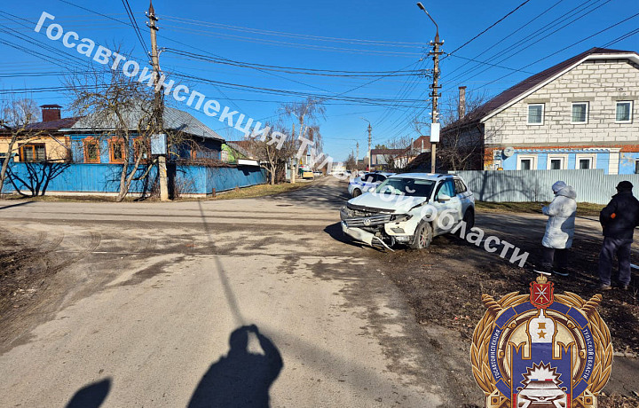 Водитель иномарки пострадал в ДТП в тульском Мясново