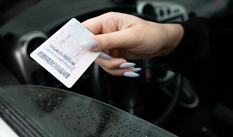 В России с 1 апреля изменится порядок обмена иностранных водительских удостоверений