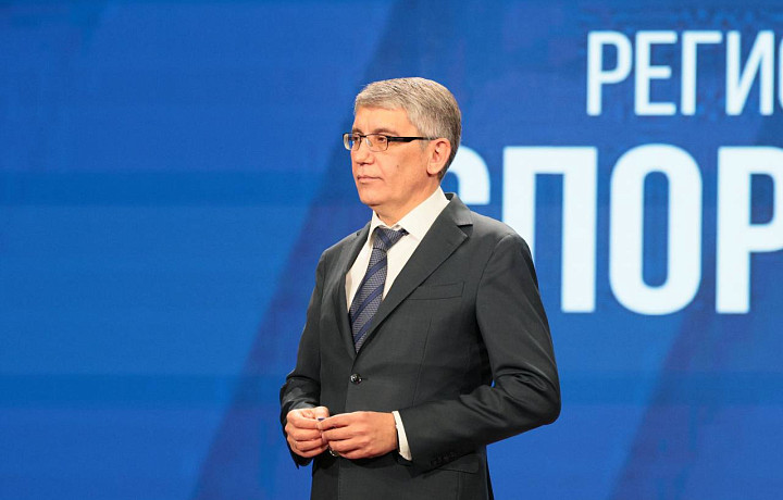 В Тульской области наградили лучших спортсменов 2025 года: в списке – боксер, шахматистка, велогонщица, пловец с ограниченными возможностями здоровья