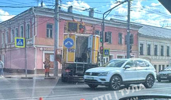 В тульском Заречье встали трамваи и троллейбусы из-за обрыва проводов