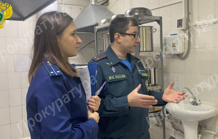 Директора тульской школы оштрафовали за нарушение пожарной безопасности