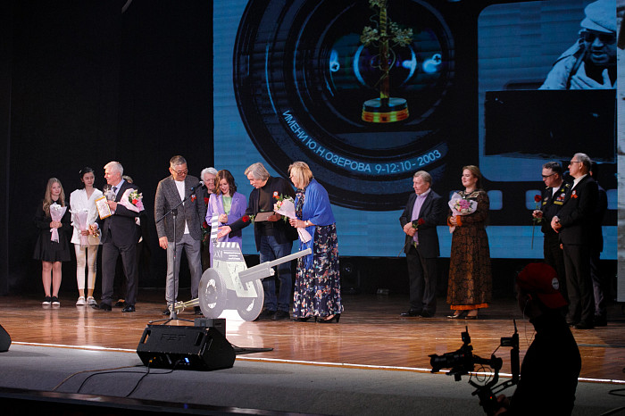 Звезды в Туле: открытие фестиваля военного кино – как это было