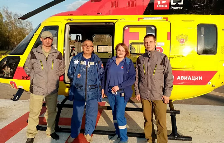 17-летнюю жительницу Щекино доставили в Москву вертолетом санавиации