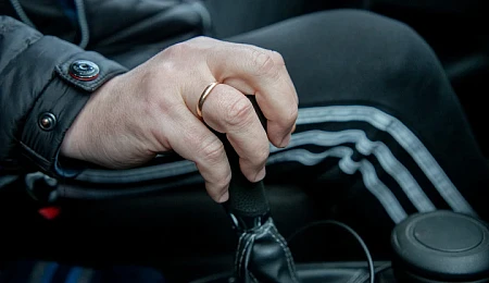 Водительские удостоверения туляков больше не будут автоматически продлеваться