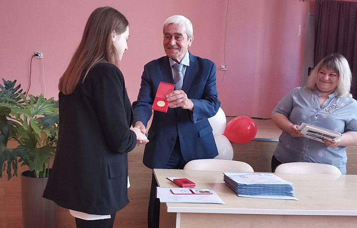 В школах Тулы стартовали выпускные