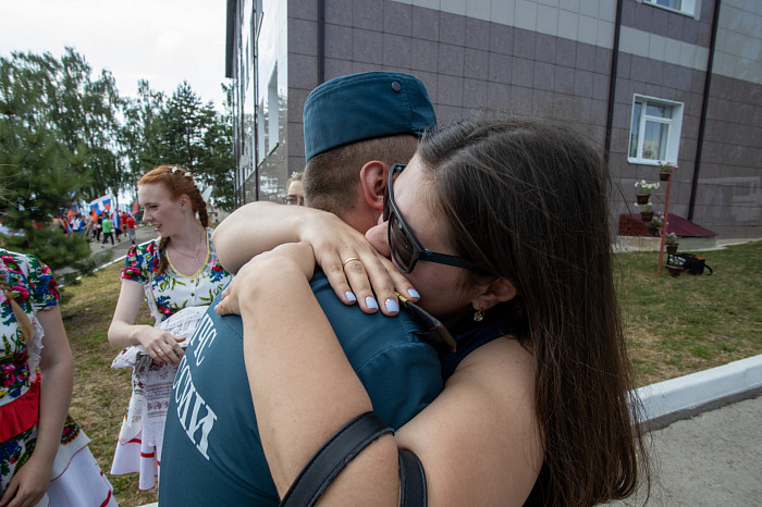 «Мы работаем не за госнаграды»: Сотрудники Тульского спасцентра рассказали о работе в Мариуполе