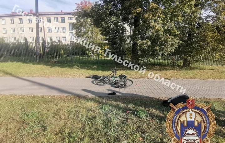 В Новомосковске подросток на самокате сбил велосипедиста