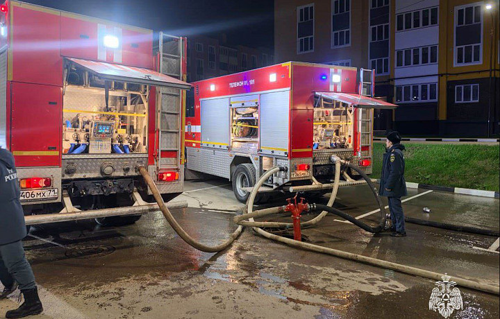 Тульской спасатели 14 ноября потушили четыре пожара, один человек погиб