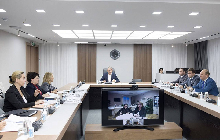 Матерям в Тульской области при рождении двойни будут выплачивать 2 млн рублей